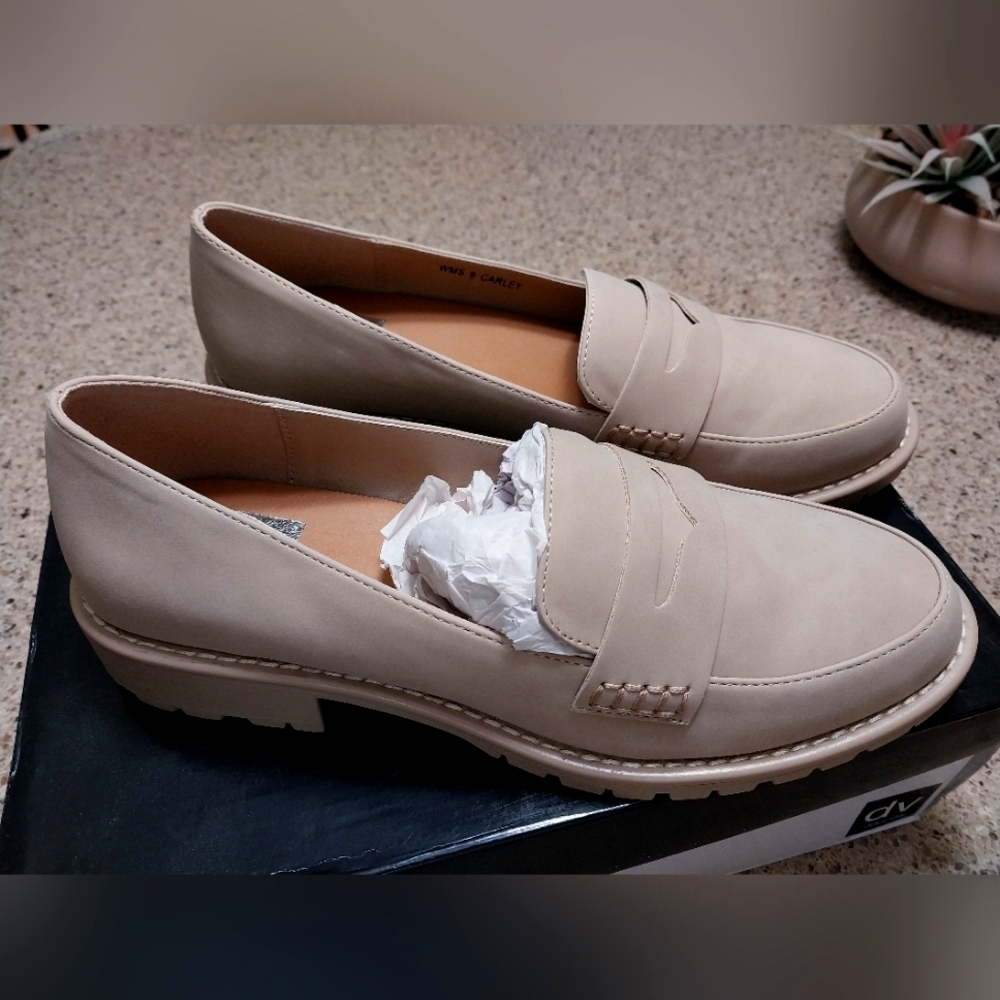 Dolce Vita loafers NEW